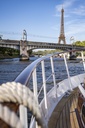 Best Ways to Experience the Eiffel Tower Without the Crowds